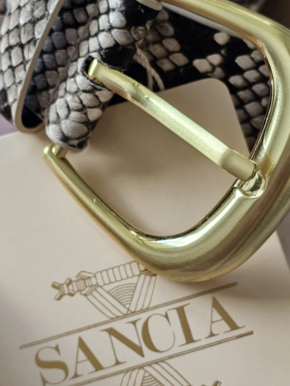 New SANCIA Viano Python Belt - Genuine Python - Made in Australia - Picture 11 of 14